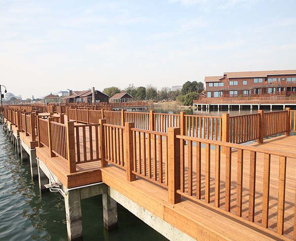 竹木護欄和扶手板