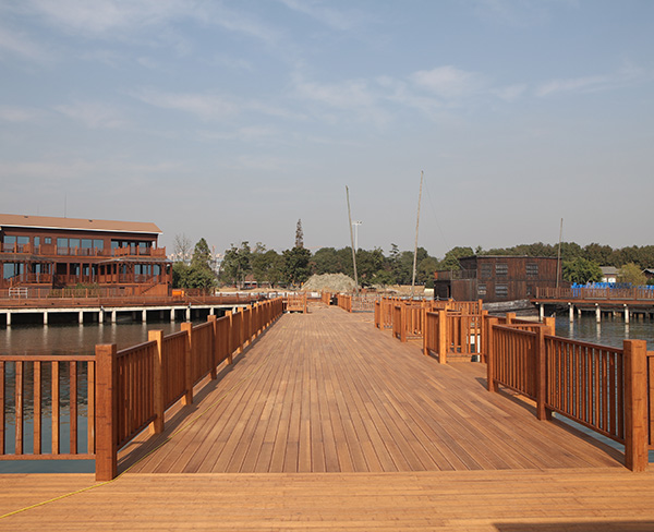 竹木護欄和扶手板